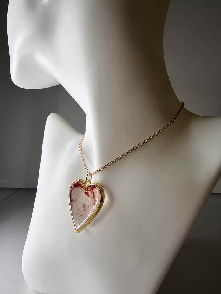 Handmade – Blush Heart Resin Necklace