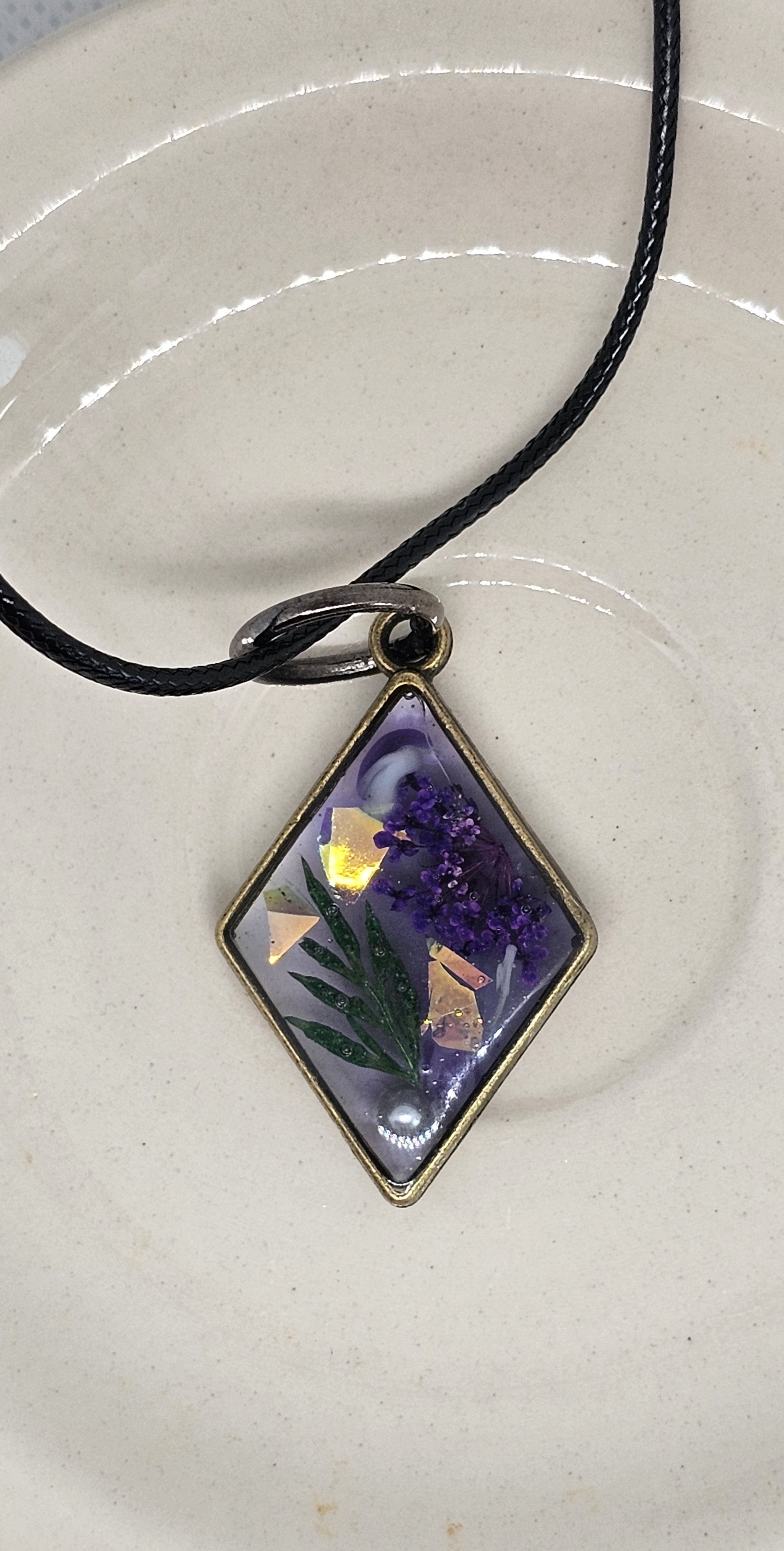 Twilight Garden Diamond Pendant – Pressed Flower Necklace in Resin image 1