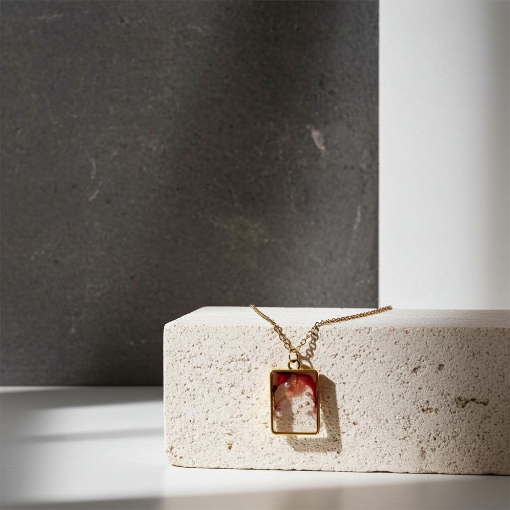 Handmade – Scarlet Pearl Resin Necklace