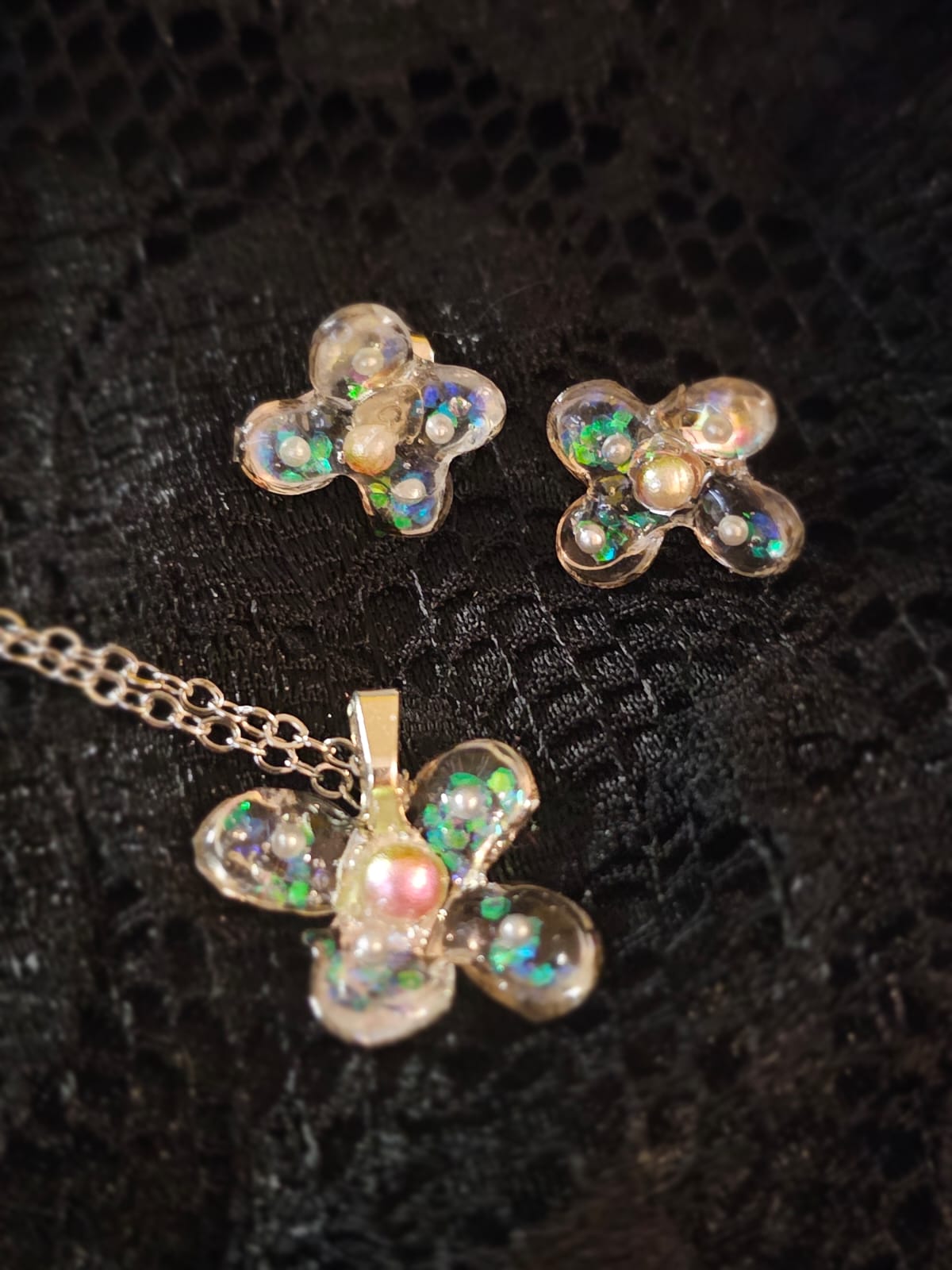 Handmade Crystal Floral Resin Necklace & Earrings Set | Resin & Root